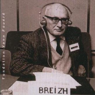 Yann Fouéré le 9 décembre 1983 au Parlement Européen à Bruxelles à l'occasion d'une réunion de l'Alliance Libre Européenne.