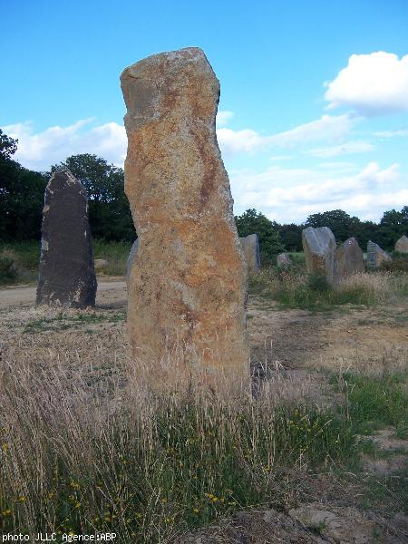 Un des menhirs sur la lande.
