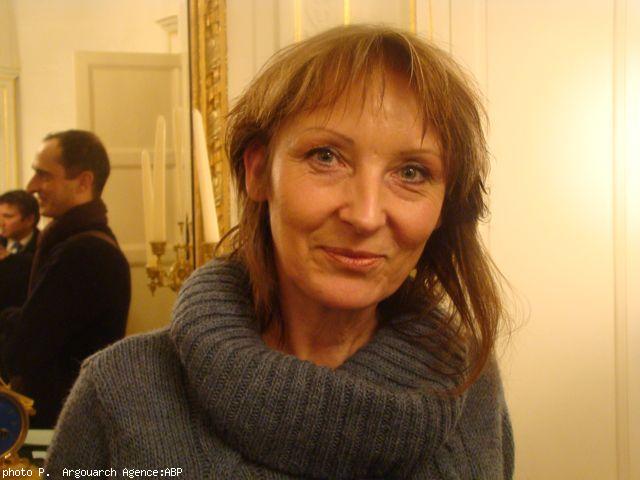 Claudie Poirier  secrétaire de l\'association Fest Yves/Gouel Erwan et du club Saint Yves Entreprises lundi soir à Rennes aux voeux du président Le Drian. Un effort récompensé.