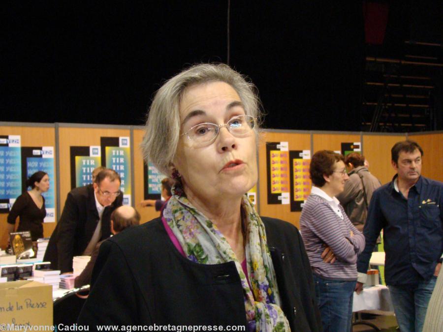 Annaig Renault at Karaez (Finistère) during the book fair 2010.