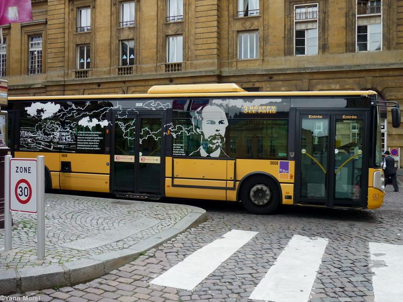 Le bus Verlaine à Metz. Photo juin 2010.