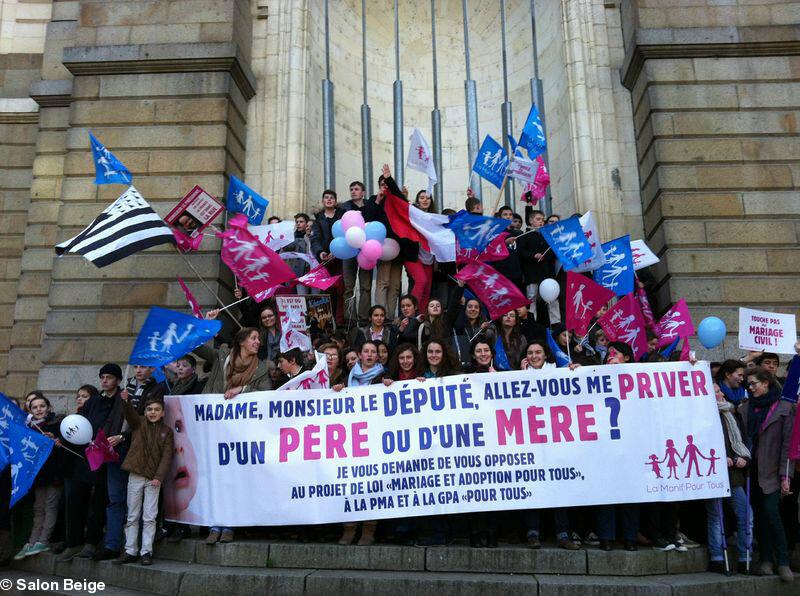 Roazhon (loch monumant ar Vezh)