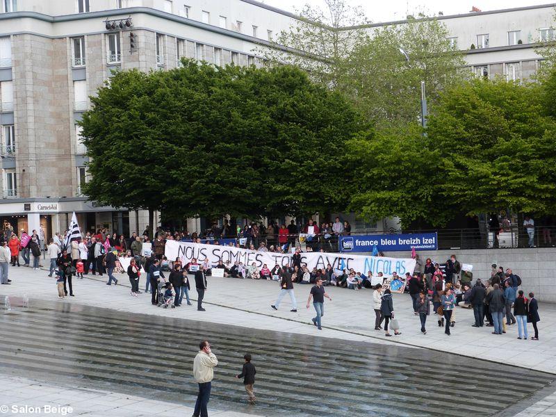 \"Ar Veilherion\" e Brest d\'an 21/6/13 o c\'houlenn ar frankiz evit unan eus diazezerion o emsav difeuls a-enep lezenn Taubira