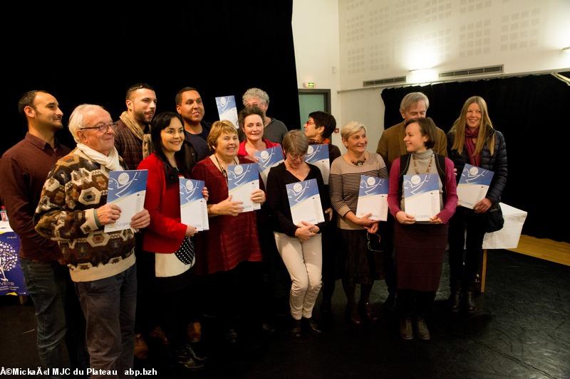 Les participants aux mobilités Aristote (salariés, tuteurs et professeurs de la MJC) ont reçu leurs Europass Mobilité lors de la Conférence de Presse lançant la seconde phase du projet