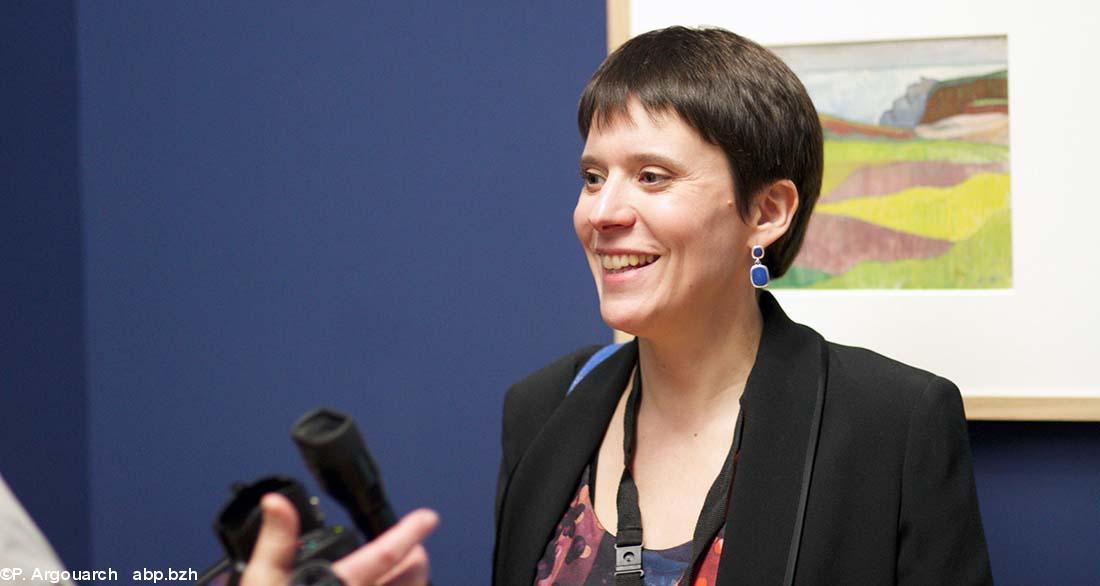 Estelle Guille des Buttes-Fresneau Conservatrice du Musée de Pont- Aven.