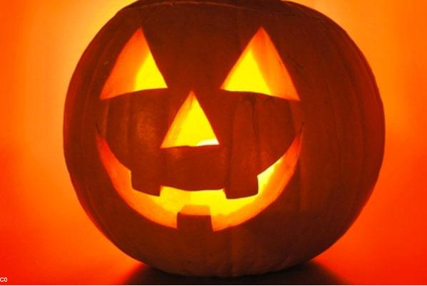 La citrouille qui servait de lanterne pour les morts.