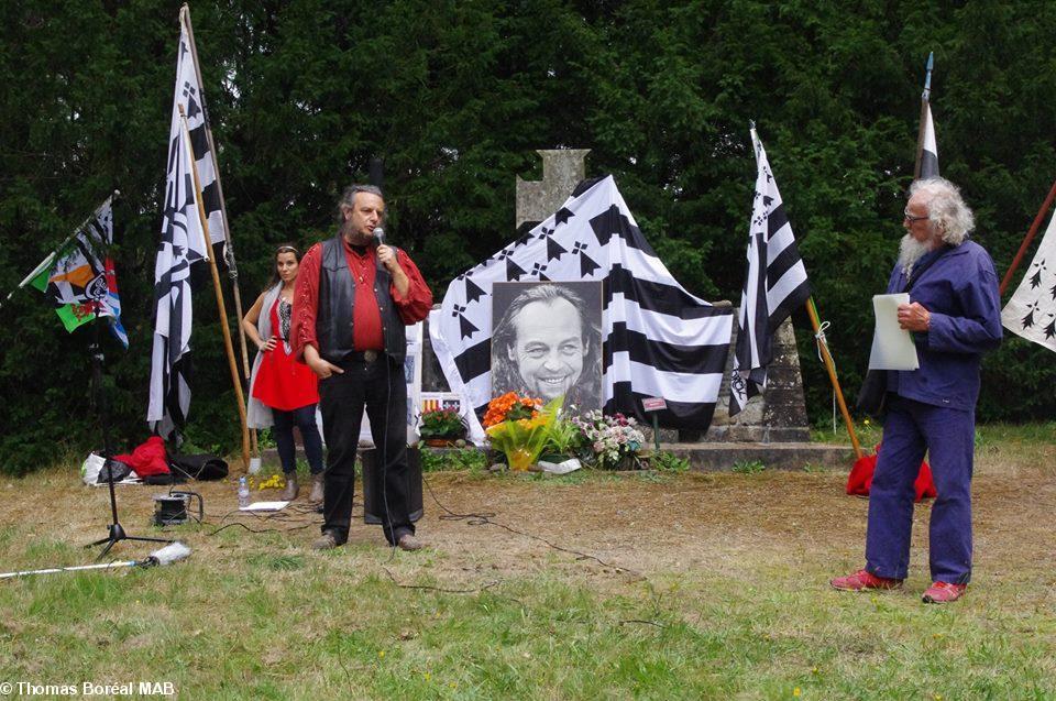 Klaris, Yann Vleiz, Mikael Klaris, Yann Vleiz, Mikael