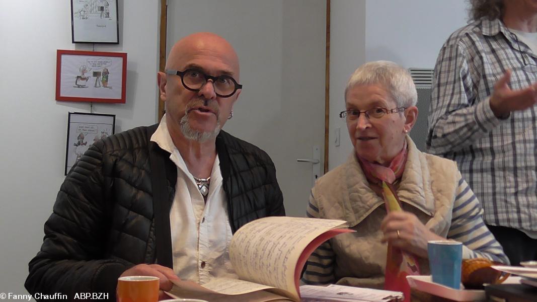 Yann-Fañch Kemener avec la chanteuse Maria Calvar (photo archives ABP)