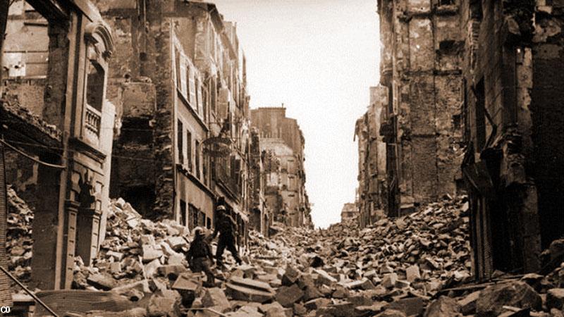 La rue Jean Macé 0 Brest en septembre 1944 (Inventaire général, ADAGP, 2004)