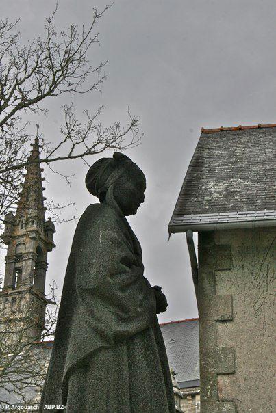 Pont-Croix : Le monument aux morts de René Quillivic
