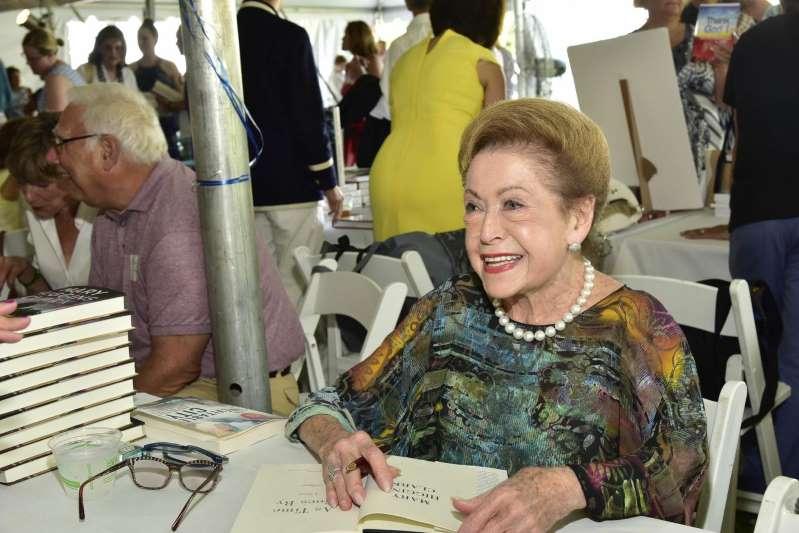 Mary Higgins Clark au salon du livre de NY 2017