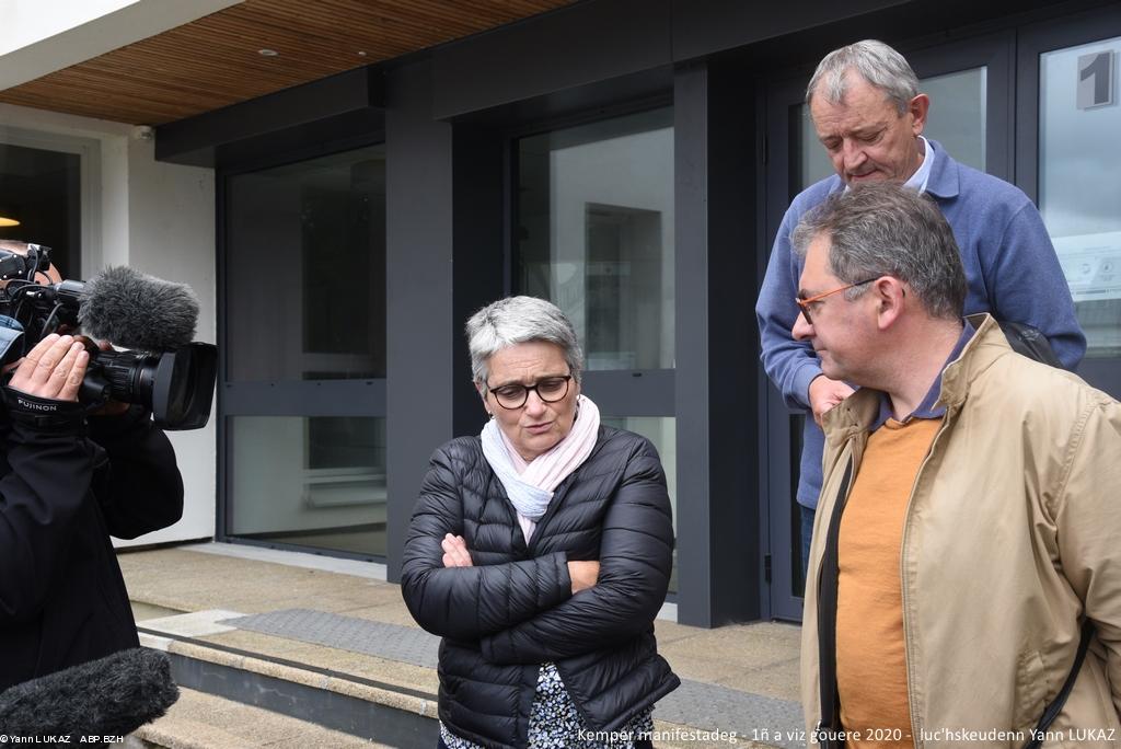 Dimerc'her kreisteiz, goude an emgav... Dimerc'her kreisteiz, goude an emgav...