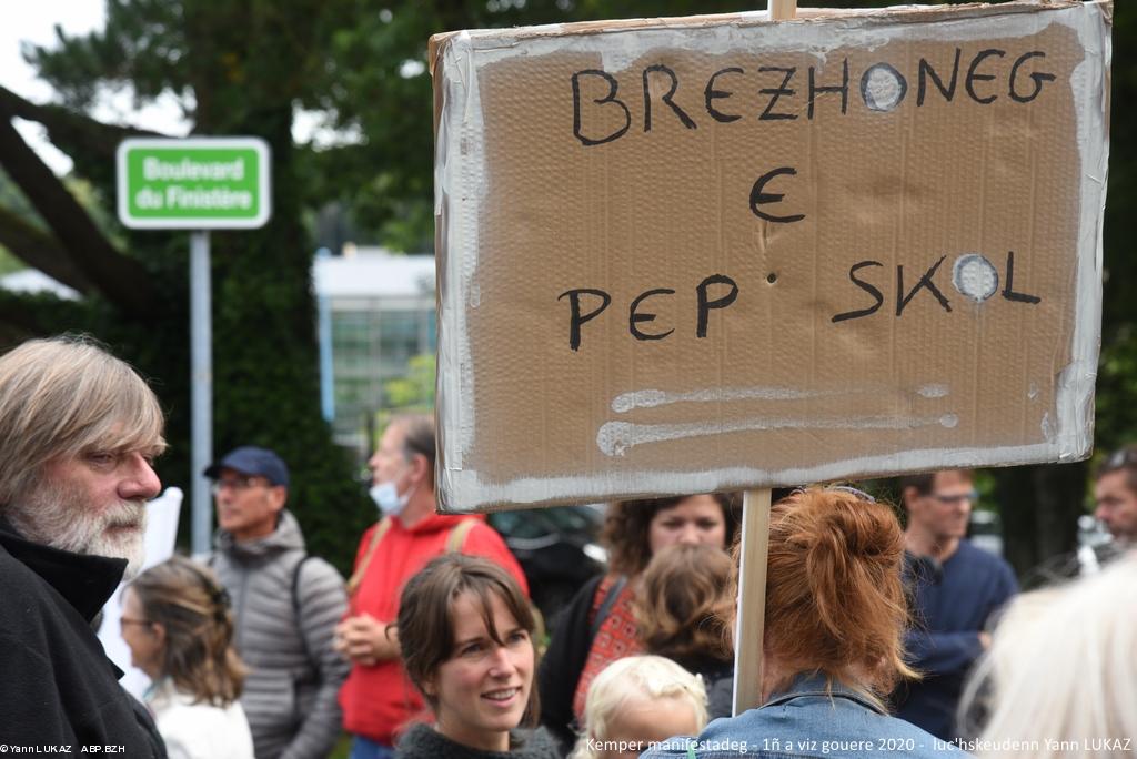 Brezhoneg e pep skol! Brezhoneg e pep skol!