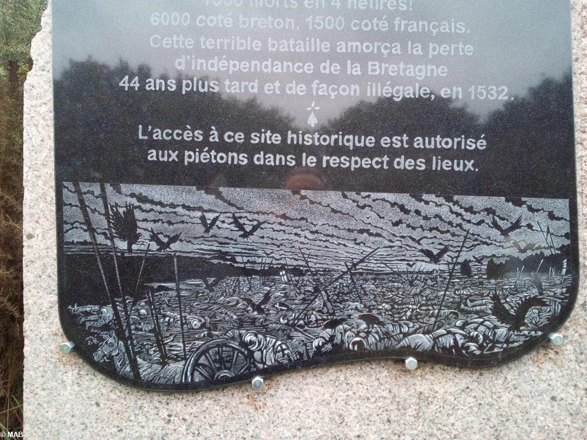 Détail de la plaque explicative en granite par le sculpteur Marc Simon.