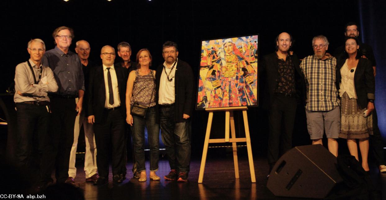 Jean Peters, Jacques-Yves Le Touze, Jacky Flippot, Fabrice Loher, Mme Lombardia, Lisardo Lombardia,Carlos Núñez, Gilles Servat, Géraldine Marsaudon