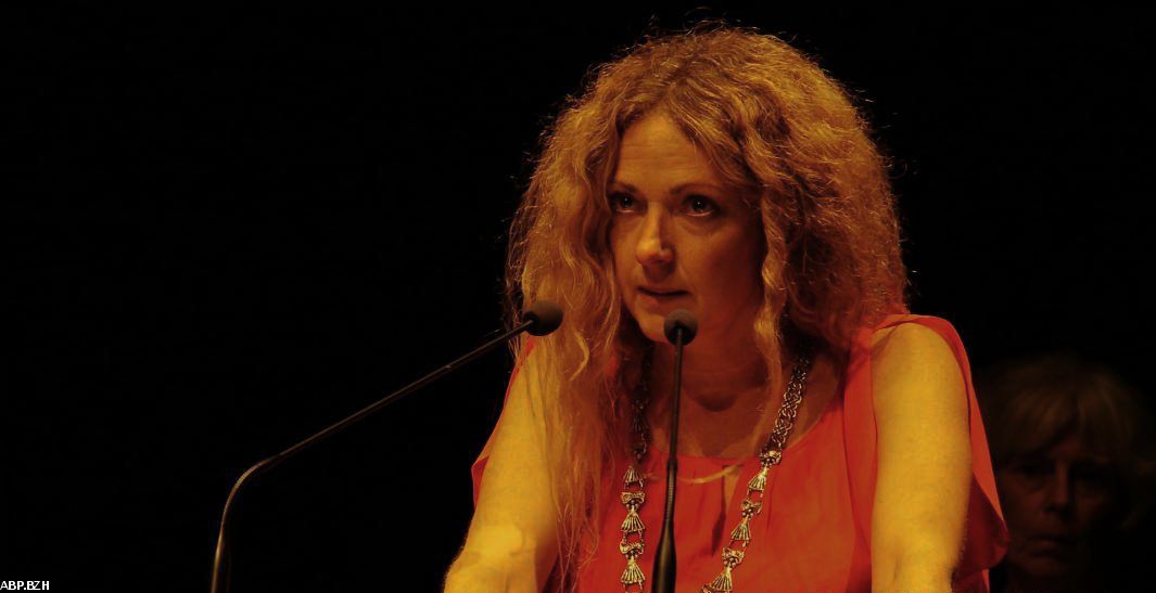 Nolwenn Korbell à Carhaix le 16 septembre 2016 lors de la remise du Collier de l’Hermine . (Photo P. Argouarch)