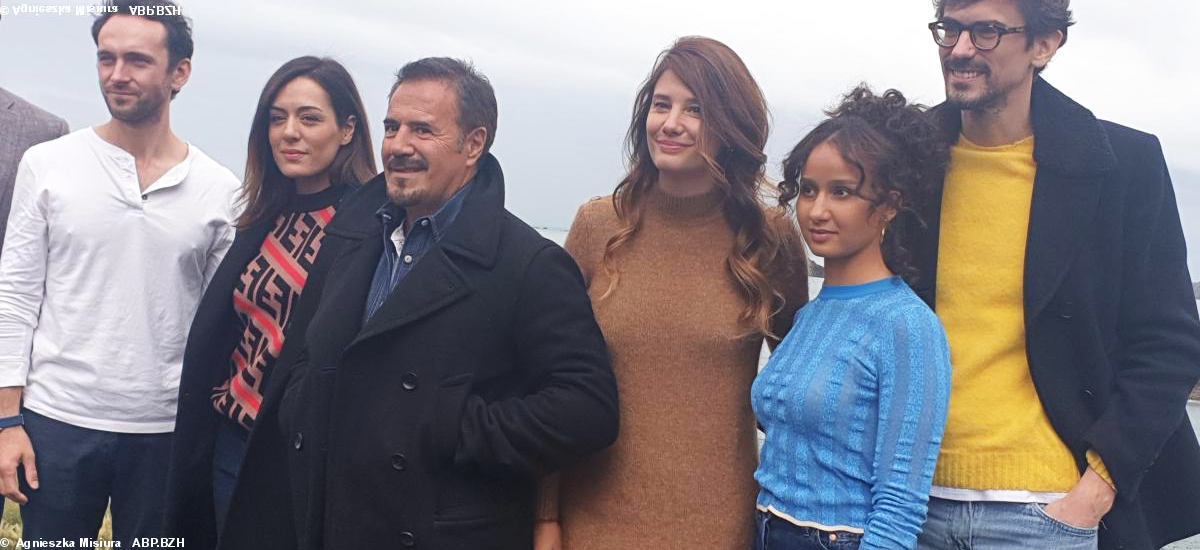 Le  jury d. à g. : Hugo Gélin, Oulaya, Amamra, Alice Pol, José Garcia, Sofia,  Essaîdi