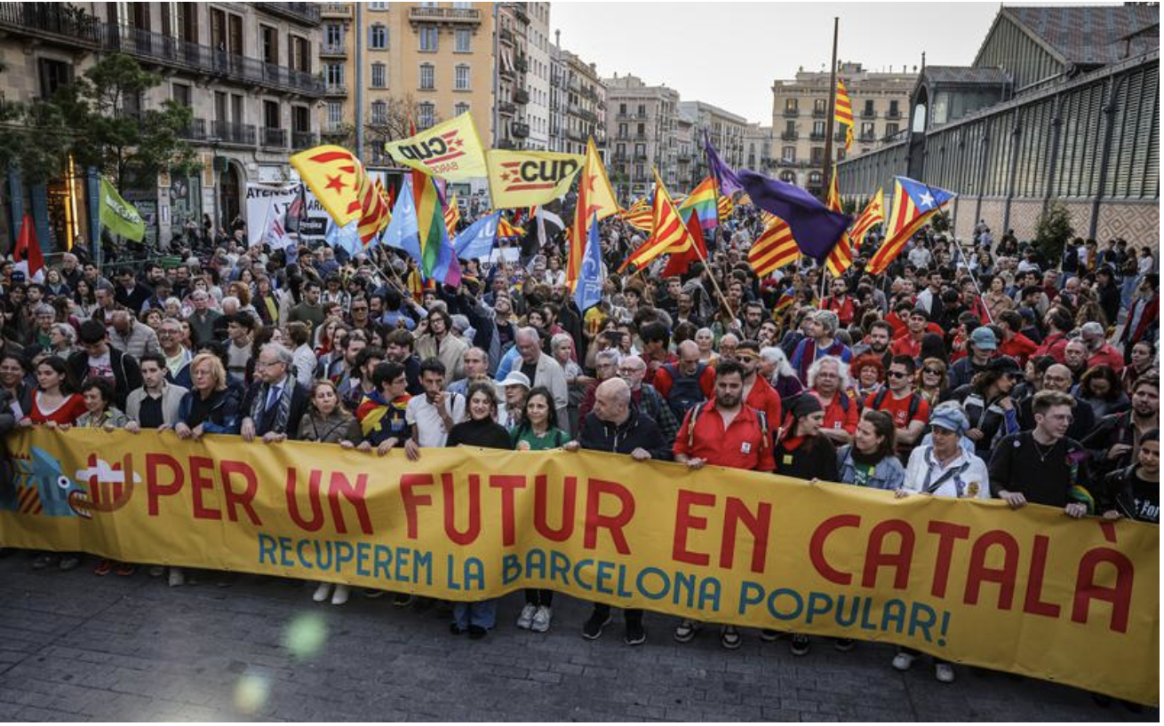 Manifestation pour la langue basque à Barcelone le 25 avril 2025. Photo Jordi Borràs de Catalan News
