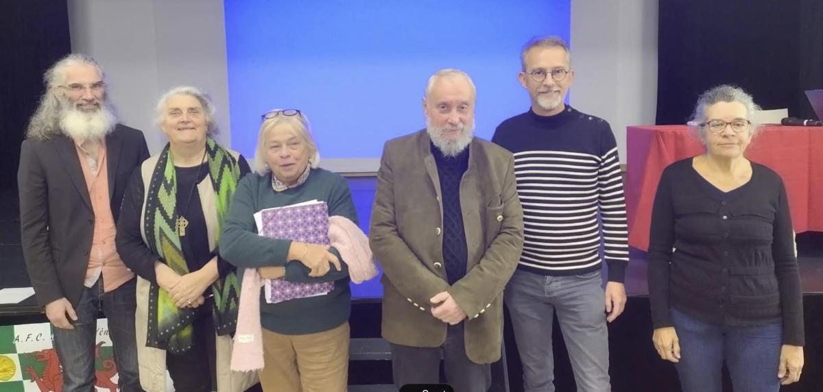 De gauche à droite : David Le Roux, Mona Braz, Françoise Le Goaziou, Fabien Régnier, Mikaël Gendry, Michèle Djeddi